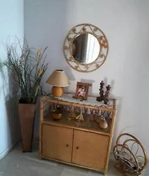 بيت للعطل Seaside Apartment,just On The Beach, Unique View