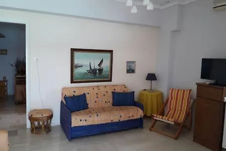 Дом отдыха Seaside Apartment,just On The Beach, Unique View